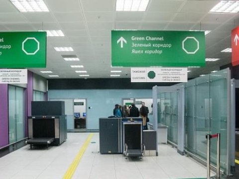 Qızıl və telefonlar “Yaşıl dəhliz”də tutulur