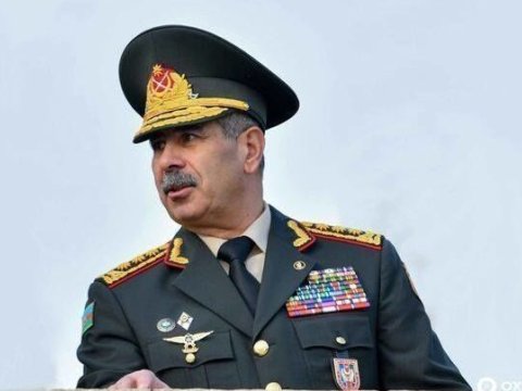 Müdafiə nazirinin müavinləri 6 nəfərə çatdı - SİYAHI