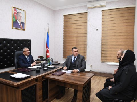 Dövlət Komitəsinin sədri vətəndaşları qəbul edib
