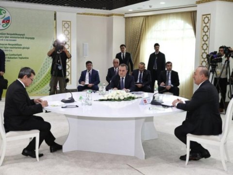 Azərbaycan, Türkiyə və Türkmənistan XİN başçıları görüşdü - YENİLƏNİB 