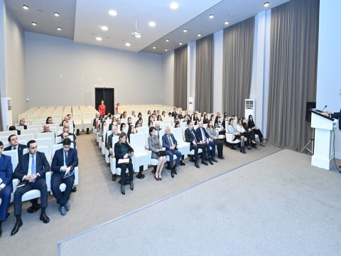 Azərbaycanda neçə əcnəbi təhsil alır?