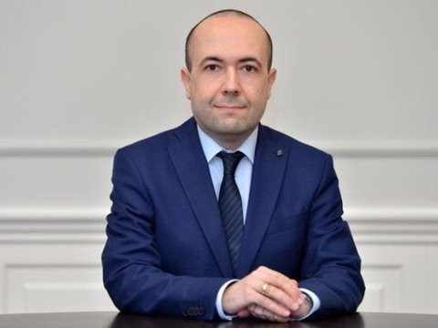 Vaşinqtonda 