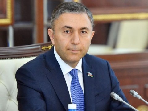 Təhsilin keyfiyyəti və müəllimin maaşı artmalıdır - Komitə sədri