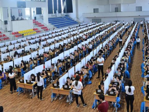 Gələn il 10 minə yaxın müəllim imtahan verəcək