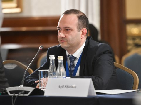 İlahiyyat İnstitutunun rektoru Forumda iştirak edib