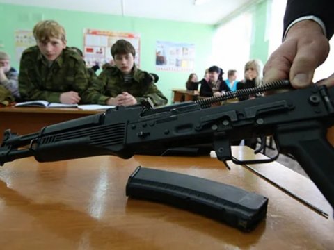 Yeni nazir Ermənistanda hərbi tədbirləri qadağan etdi