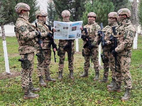 “Əsgər” qəzetinə, səngər qəzetinə təbrik