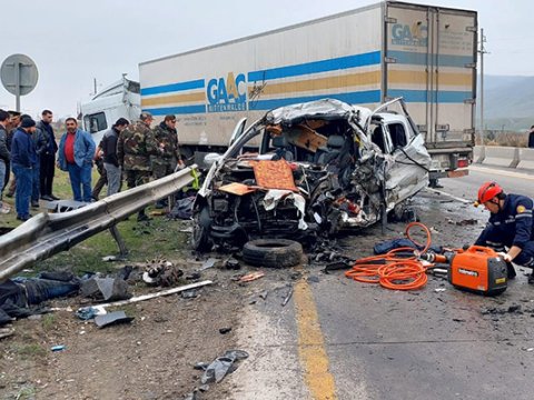 Quba yolunda ağır qəza törədən 