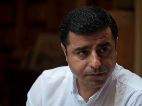 “İran dövlətini qınayıram” - Demirtaşdan azərbaycanca PAYLAŞIM