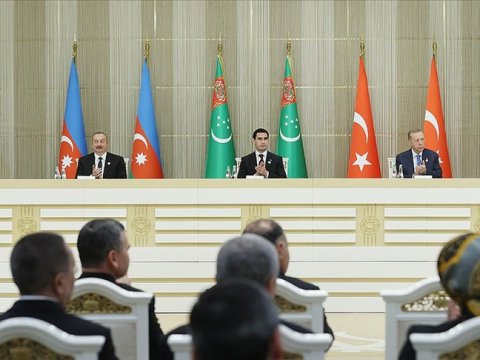Liderlər Zirvəsinin birgə bəyanatı yayımlandı