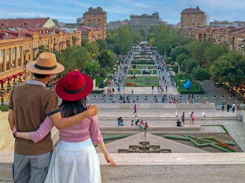 10 Azərbaycan, 100 Türkiyə vətəndaşı Ermənistanda mənzil alıb - RƏSMİ