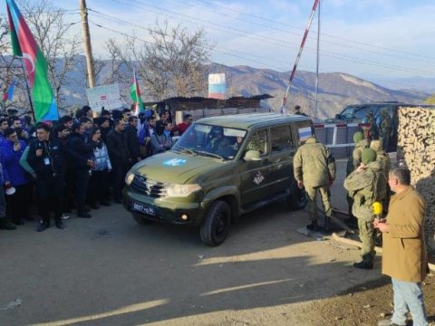 Sülhməramlıların növbəti karvanı Laçın yolundan keçdi