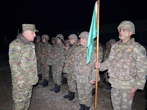 Kərim Vəliyev komandoların döyüş hazırlığını YOXLADI
