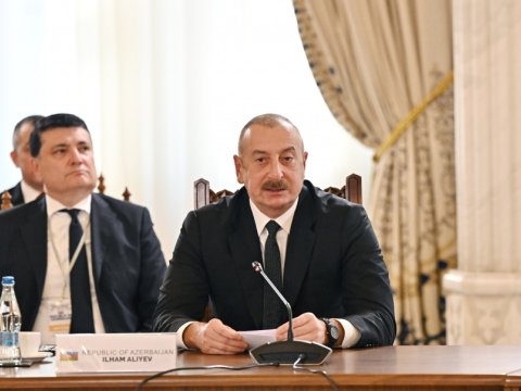 Prezident Buxarestdə plenar iclasda çıxış etdi - FOTO+VİDEO