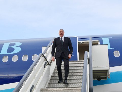 Prezidentin Rumıniyaya səfəri başa çatdı