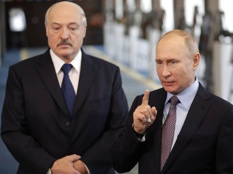Putin Lukaşenkonu müharibəyə məcbur edir? - AÇIQLAMA