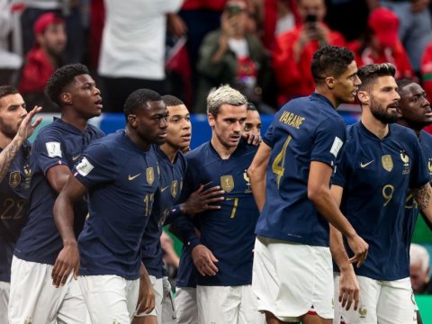 Fransada qaradərili futbolçular irqçi təzyiqlərə məruz qalıb