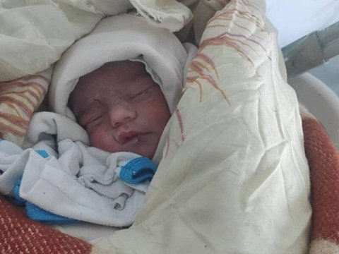 Bakıda küçədə 3 aylıq körpə tapıldı