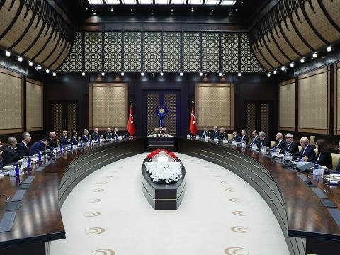 Ərdoğan Müdafiə Sənayesi İcra Komitəsini topladı