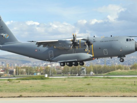 10 ay Ukraynada qalan Türkiyə təyyarələri geri qaytarıldı