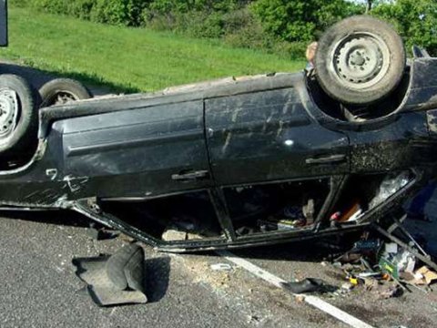 Baş həkim qəza törətdi - Vəziyyəti ağırdır