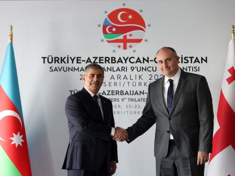 Zakir Həsənov gürcüstanlı həmkarı ilə görüşdü