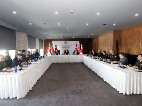 Müdafiə nazirləri Azərbaycanda görüşəcəklər