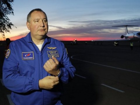 Roqozinin xanımı vəziyyətini açıqladı: Ciddi zədə yoxdur