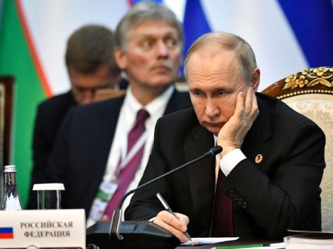 Putinin səfəri təxirə salındı