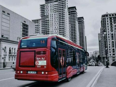 Avtobuslar şənbə günü də TIXACDA qalıb