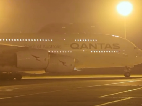 Bakıya daha bir “Airbus 380” təyyarəsi gəldi