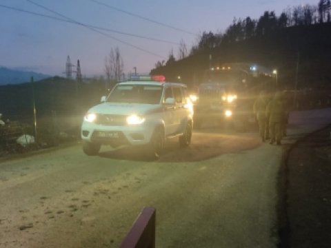 Sülhməramlıların daha 2 maşını Laçın yolundan keçdi
