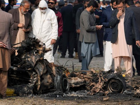 Pakistan ordusunun 5 hərbçisi öldürüldü 