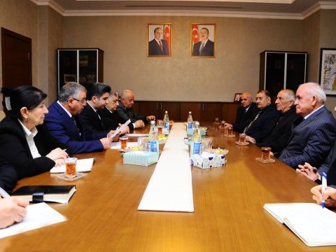 Şəhər Ağsaqqallar Şurasının üzvləri ilə görüş keçirilib