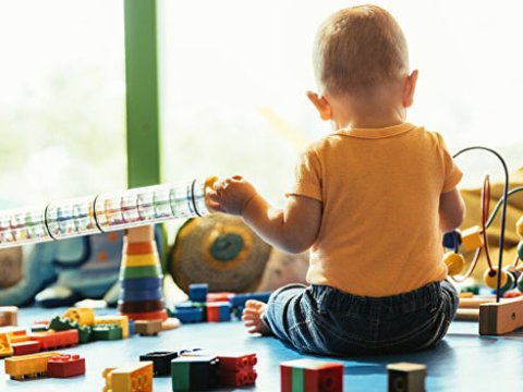 Uşaq evlərində böyüyənlərin sayı AÇIQLANDI