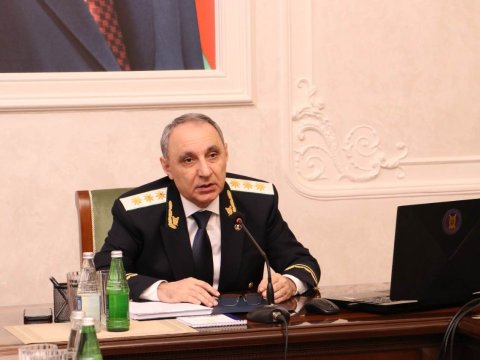 Baş prokuror kollegiya iclası keçirdi