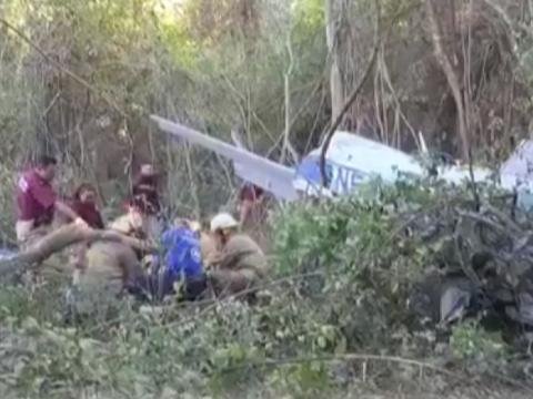 Meksikadan ABŞ-a uçan təyyarə qəzaya uğradı