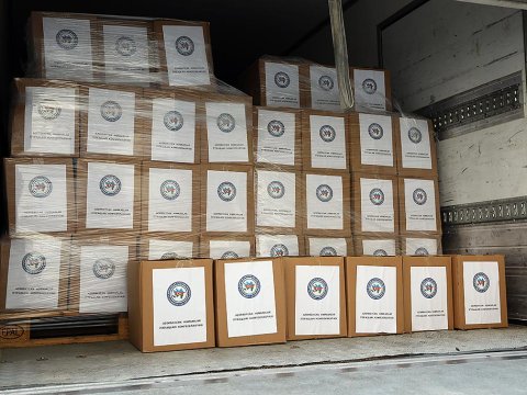 AHİK aztəminatlı ailələrə bayram sovqatı göndərib - FOTO