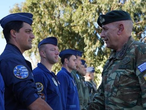 Yunanıstanın baş qərargah rəisi Türkiyəyə yaxın adalara gəldi - Gərginlik