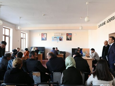 Məcburi köçkünlərə hüquqi yardım göstərilib - FOTOLAR