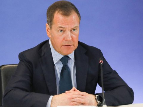 Medvedev Rusiyadan qaçanları “xalq düşməni” adlandırdı - QALMAQAL