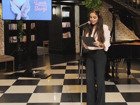 Leyla Əliyeva şeir oxudu - VİDEO 