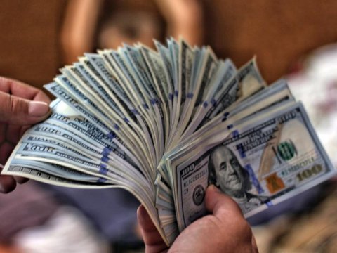 Dolların sabaha olan MƏZƏNNƏSİ