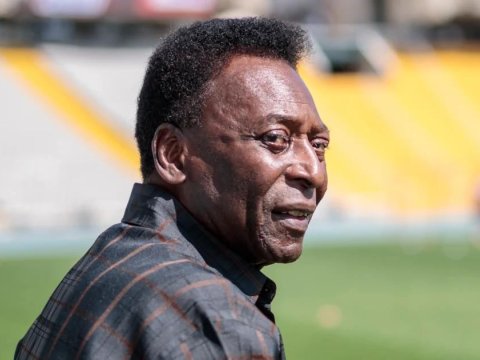 Pelenin dəfn vaxtı və yeri AÇIQLANDI