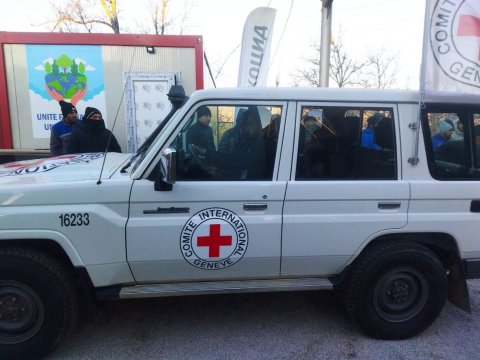 BQXK-nın daha 3 maşını Xankəndidən Laçın istiqamətinə keçdilər