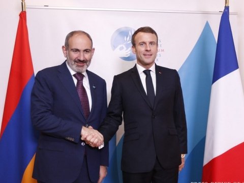 11 bədəməl fransız...