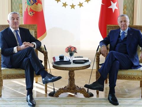 Ərdoğan həmkarı ilə ilin son görüşünü keçirdi