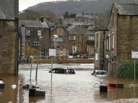 Leysan yağışları daşqınlara səbəb oldu