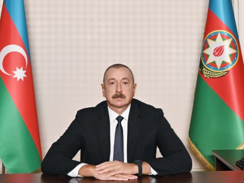 Prezident Sudan xalqını təbrik edib