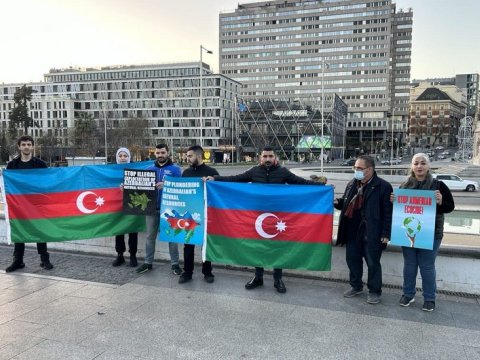 Madriddə ermənilərə ETİRAZ: Buna son qoyun...